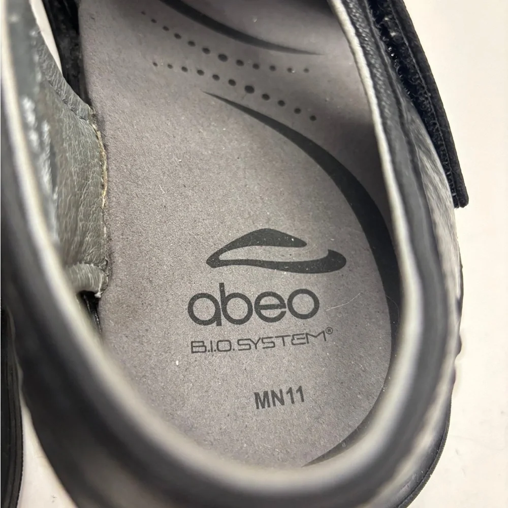 Abeo men’s black sandals size 11